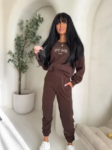 By me komplet dresowy czekoladowy bluza spodnie z ściągaczami