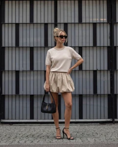 Cocomore bluzka sweterkowa beżowa w paski wiskoza